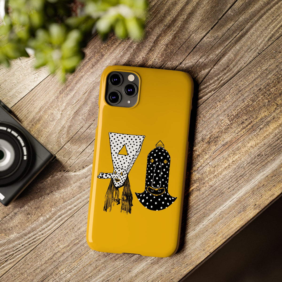 Angine de Poitrine Mustard Hamsa Slim Phone Case